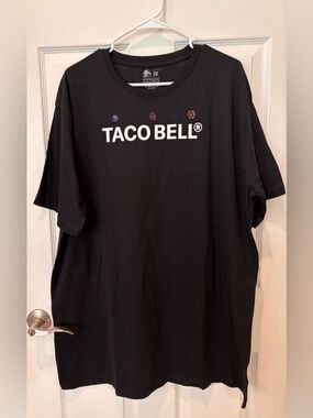 Taco Bell Crew Member T shirt- Black